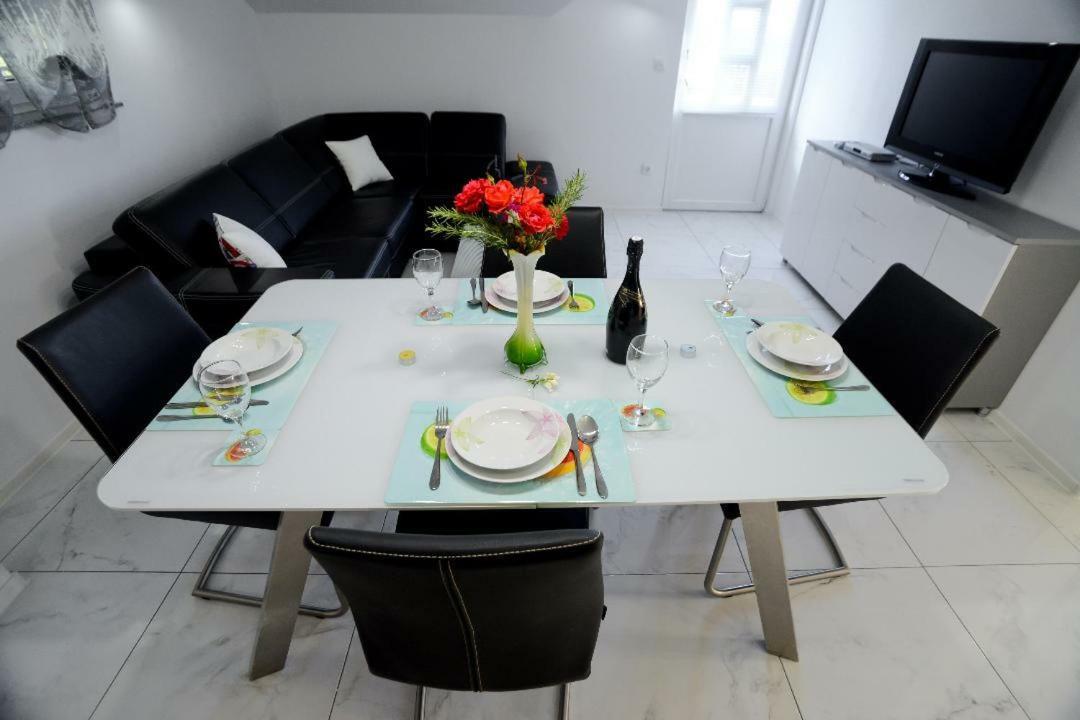 Apartment Olive Jovici  エクステリア 写真