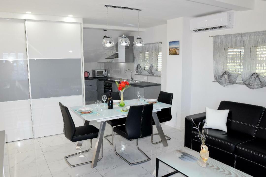 Apartment Olive Jovici  エクステリア 写真