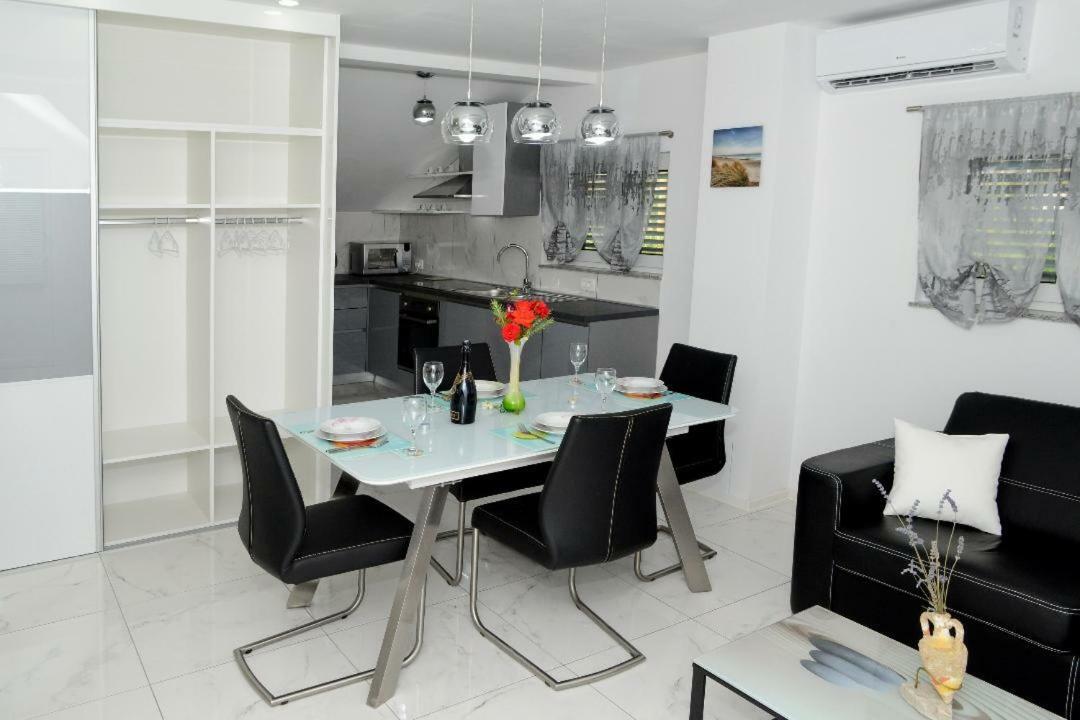 Apartment Olive Jovici  エクステリア 写真